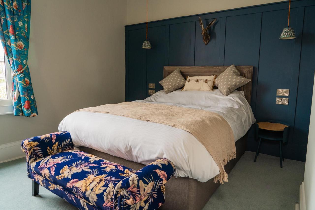 Double Room,1206189457:JPEG