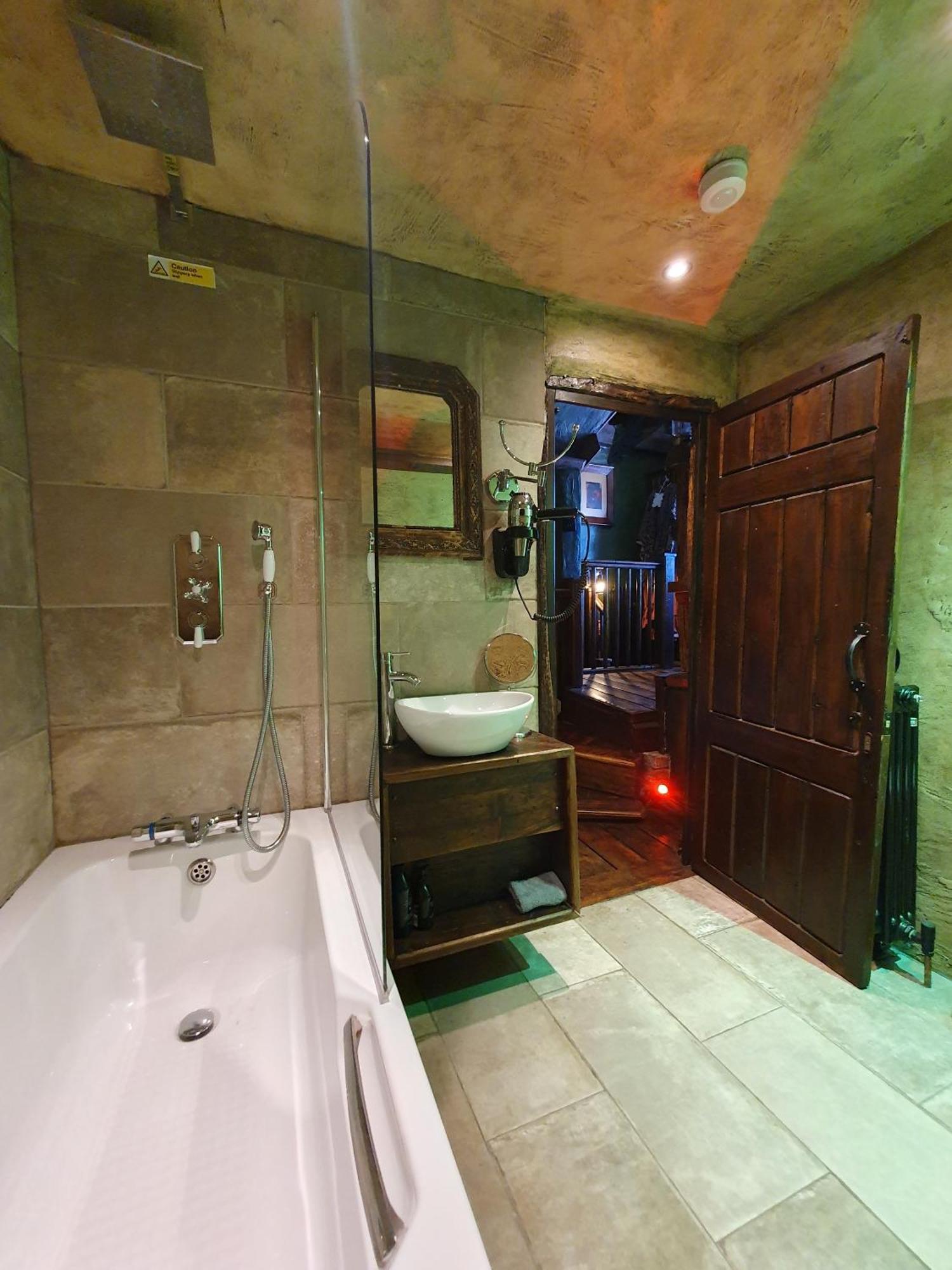 Family Room Bath