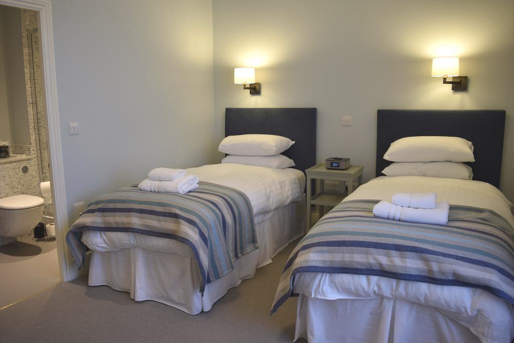 Superior Twin Room,1382828918:JPEG