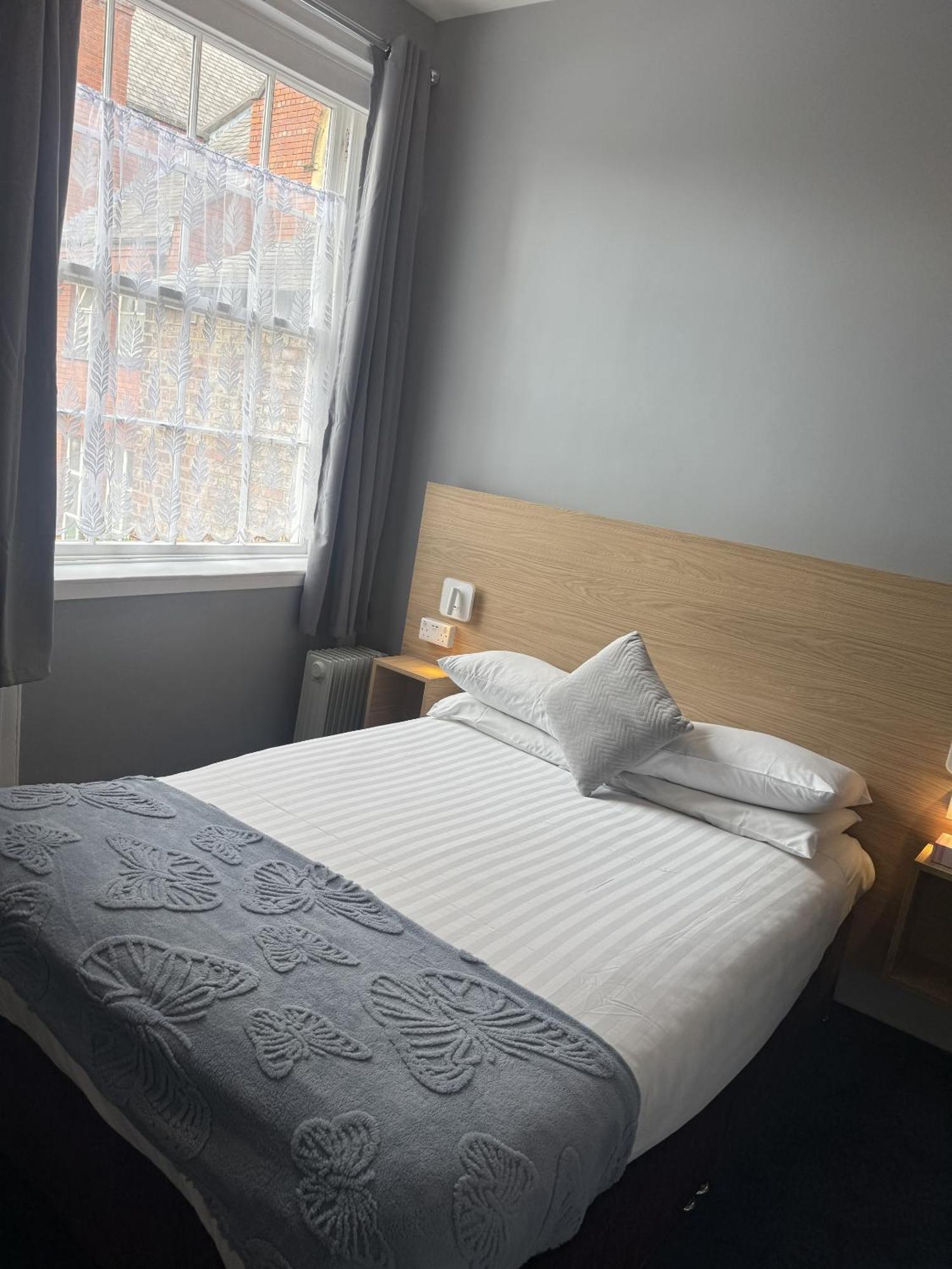 Standard Double Room,1688835093:JPEG