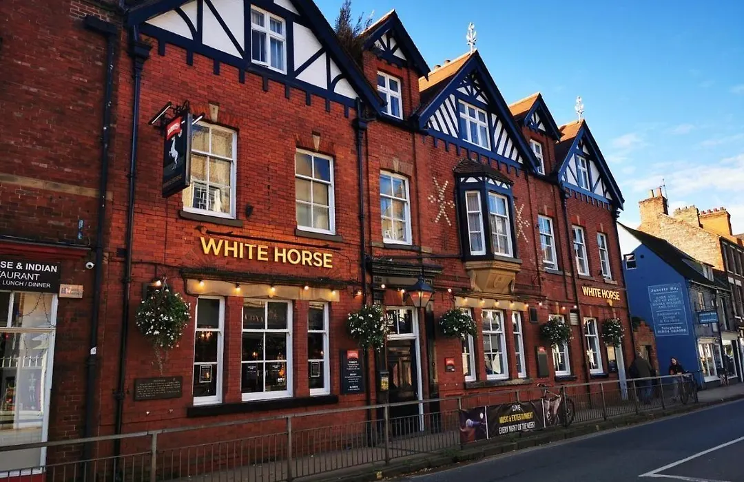 The White Horse-1