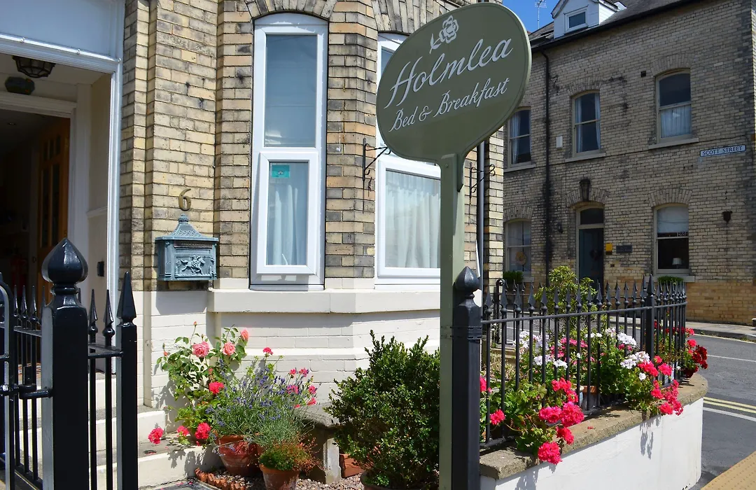 Holmlea Guest House-1