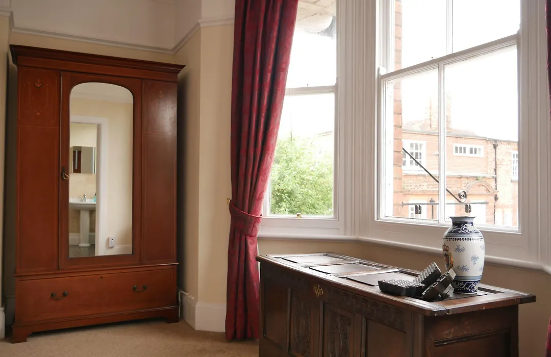 Alcuin Lodge Guest House-1