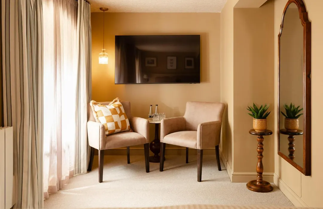 The Churchill Hotel-1