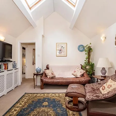 Cavalier Cottage-3