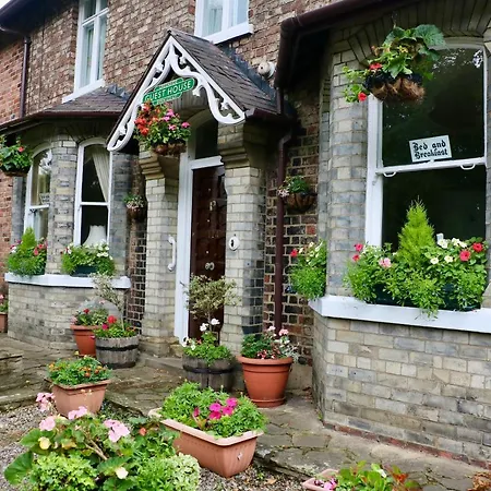 Greenside Guesthouse-3