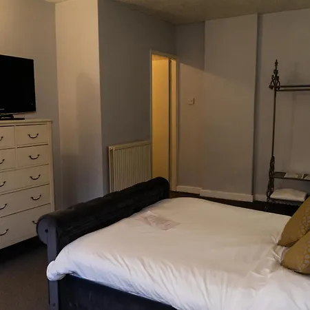 The Lodge At Carlton Tavern Free Parking-2