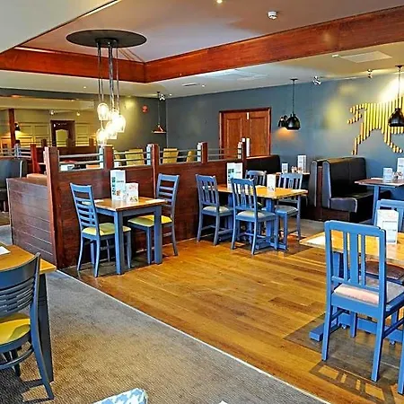Premier Inn York North West-3