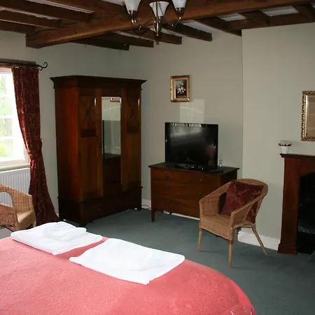The Manor Guest House-3